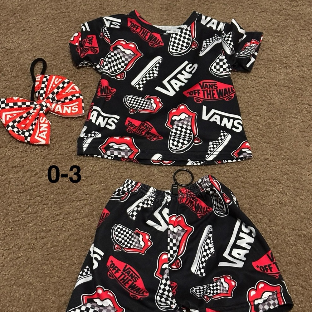Vans Infant Set - Black and Red Graphic